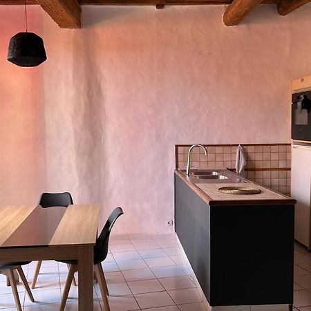 Atypique Apartman Châteauneuf-de-Gadagne Kültér fotó