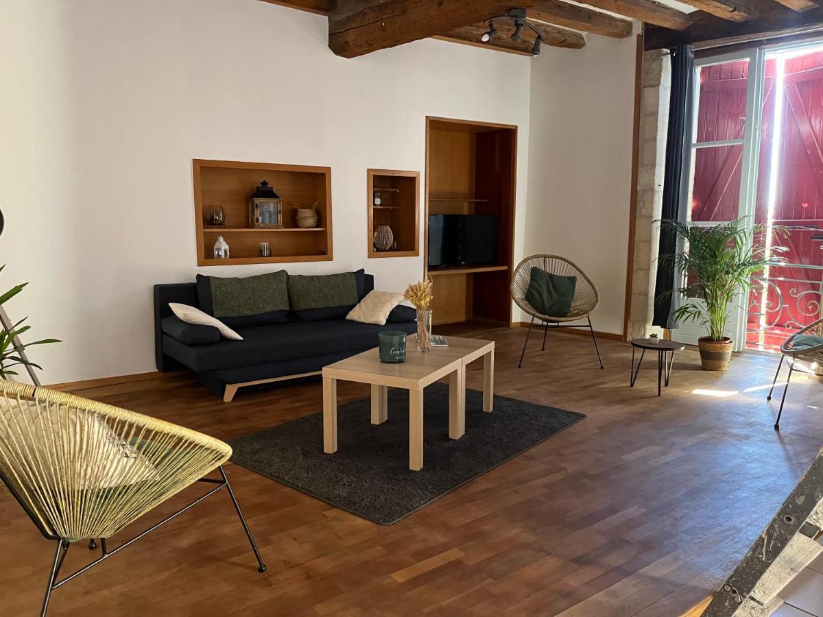 Atypique Apartman Châteauneuf-de-Gadagne Kültér fotó