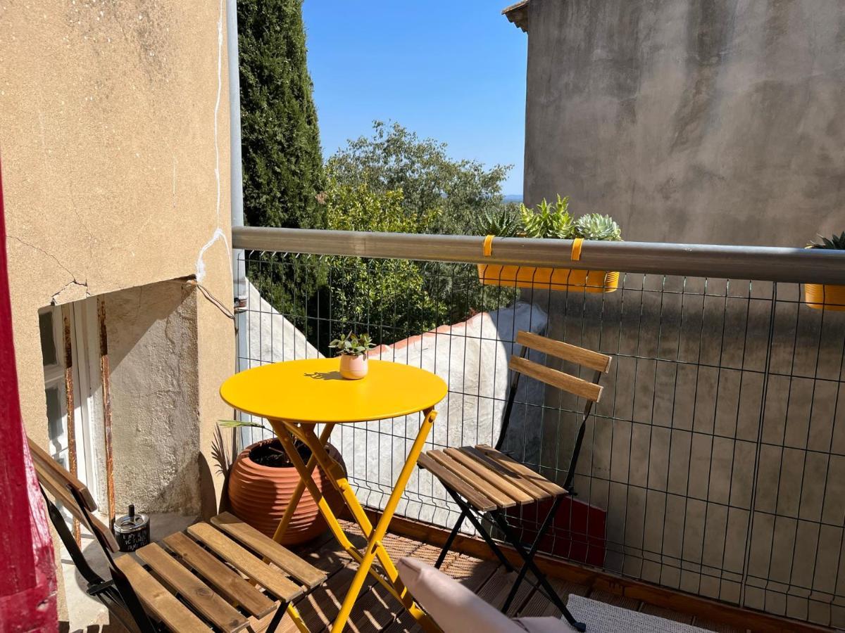 Atypique Apartman Châteauneuf-de-Gadagne Kültér fotó